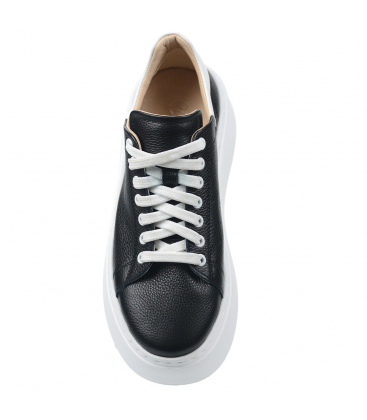 Fekete tornacipő fehér sarokkal n408s2