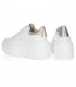 Fehér és arany tornacipő fehér magas talppal MAXI n408s2