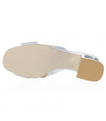 Ezüst bőr flip-flop finom mintával és dekoratív sarokkal DSL2455