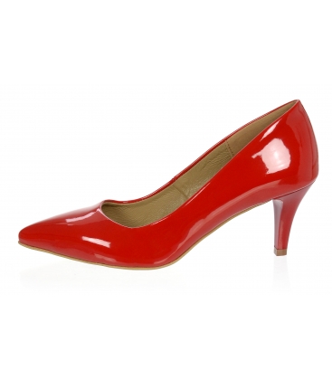 Piros lakkozott alacsony sarkú tűsarkú cipő A032