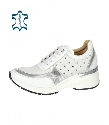 Dekoratív fehér-ezüst stílusos cipők DTE3304