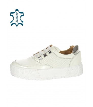 Fehér-ezüst bőr tornacipő mintás anyaggal a talpán HANZA DTE2118
