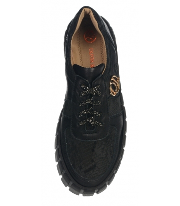 Fekete bőr tornacipő fekete kígyó mintával a rosella K894 talpán