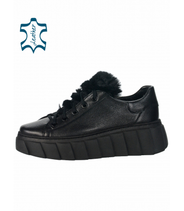 Fekete tornacipő bundával 5-1616-007